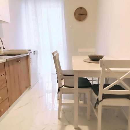 Apartman Colapis- Self Check In, Free Parking, Premium Location! Karlovac Buitenkant foto