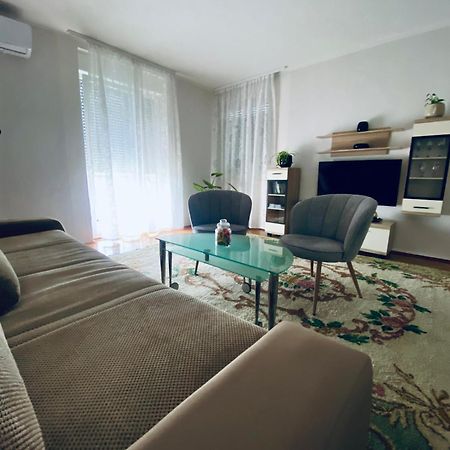 Apartman Colapis- Self Check In, Free Parking, Premium Location! Karlovac Buitenkant foto
