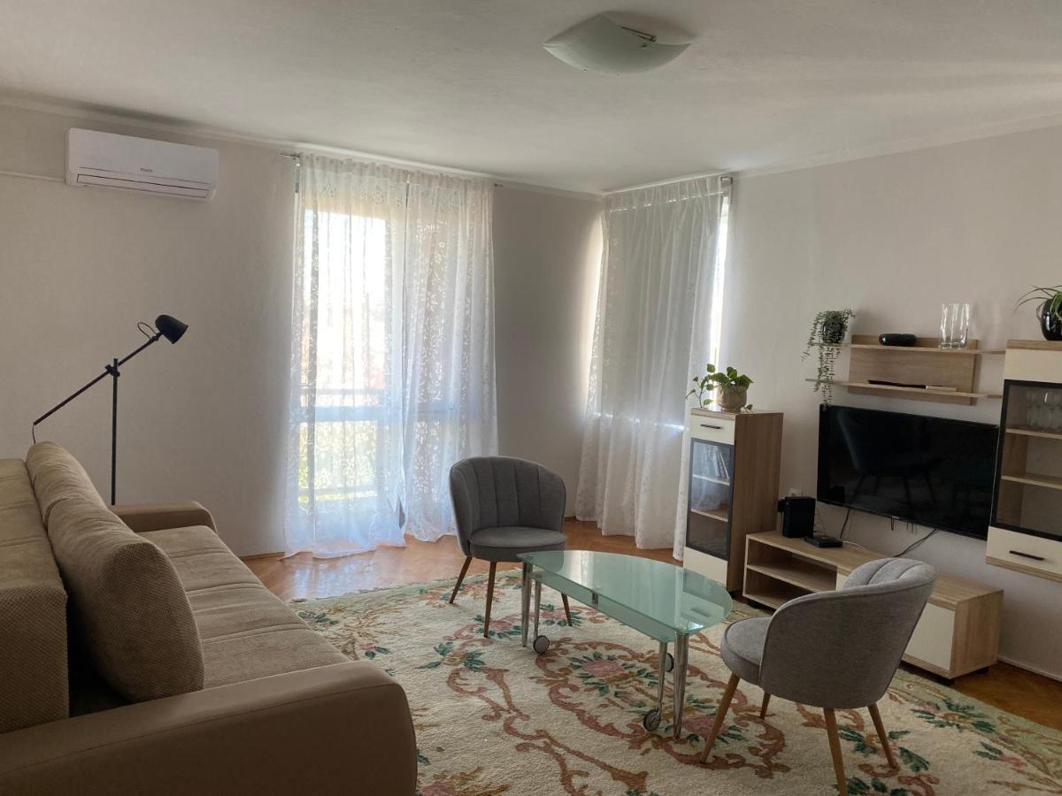 Apartman Colapis- Self Check In, Free Parking, Premium Location! Karlovac Buitenkant foto