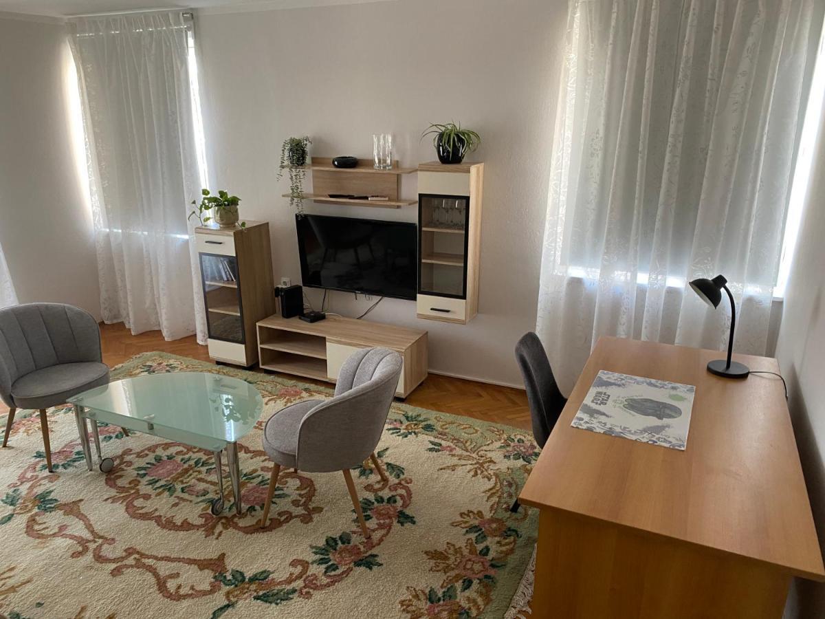 Apartman Colapis- Netflix, Self Check In, Free Parking, Premium Location! Karlovac Buitenkant foto