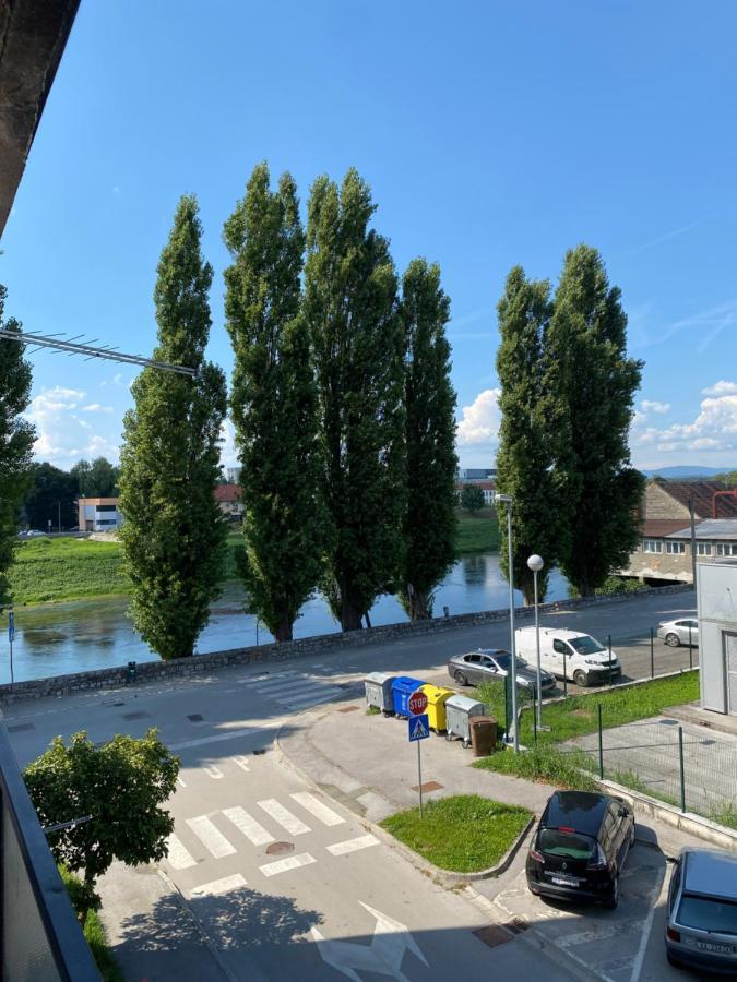 Apartman Colapis- Self Check In, Free Parking, Premium Location! Karlovac Buitenkant foto