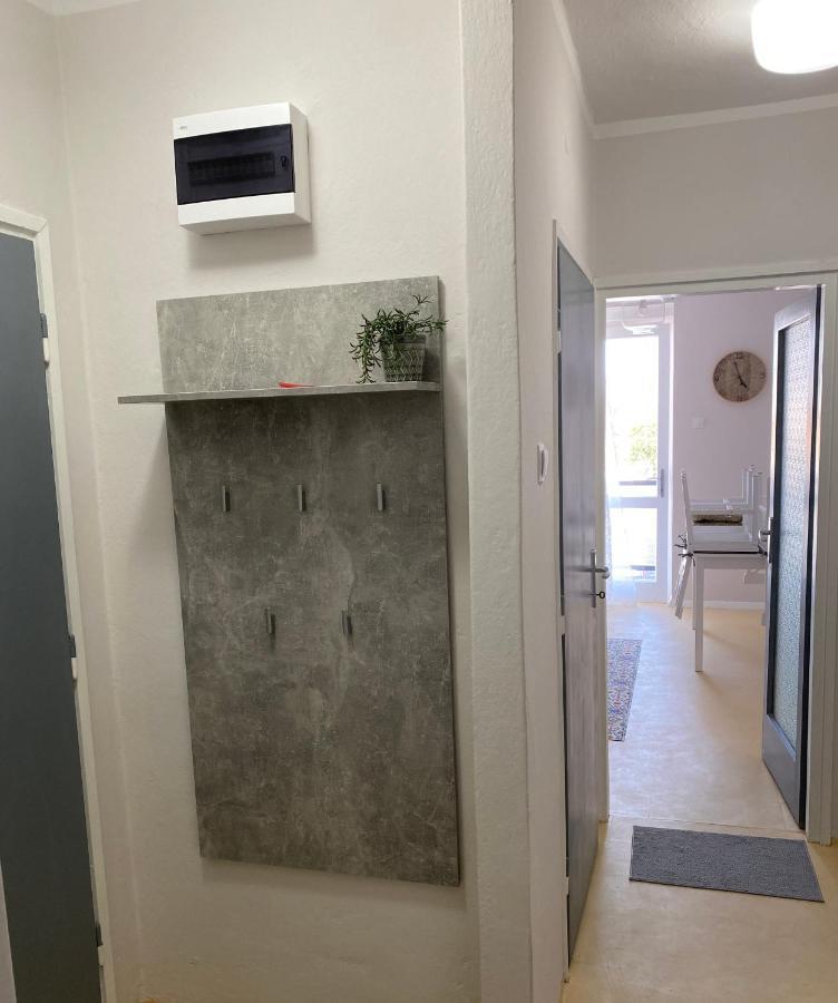 Apartman Colapis- Netflix, Self Check In, Free Parking, Premium Location! Karlovac Buitenkant foto